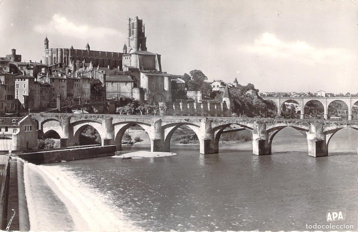 Postales: Postal de Albi, vista de la catedral y el puente sobre el r&iacute;o Tarn