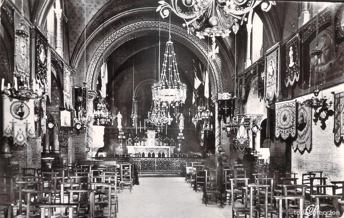 Postales: Postal de la Capilla de la Visitaci&oacute;n en Paray-le-Monial, Francia