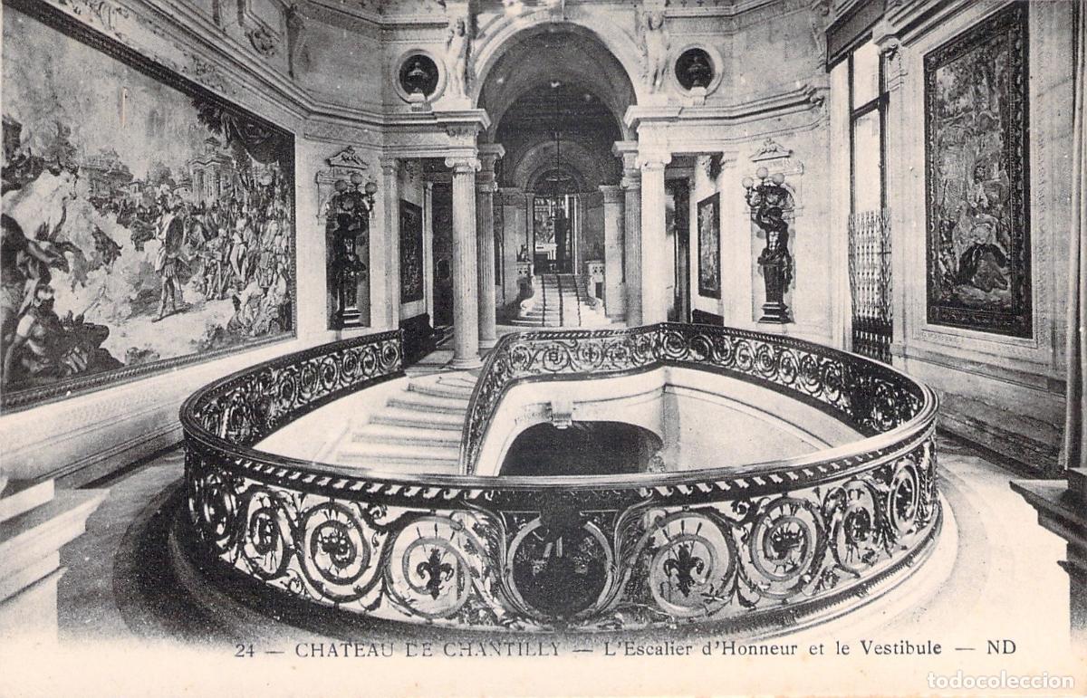 Postales: Postal del Escalera de Honor en el Castillo de Chantilly - Foto 1