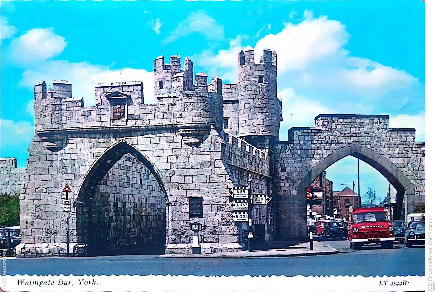 Postales: York (Inglaterra). Walmgate Bar. Nueva. Color