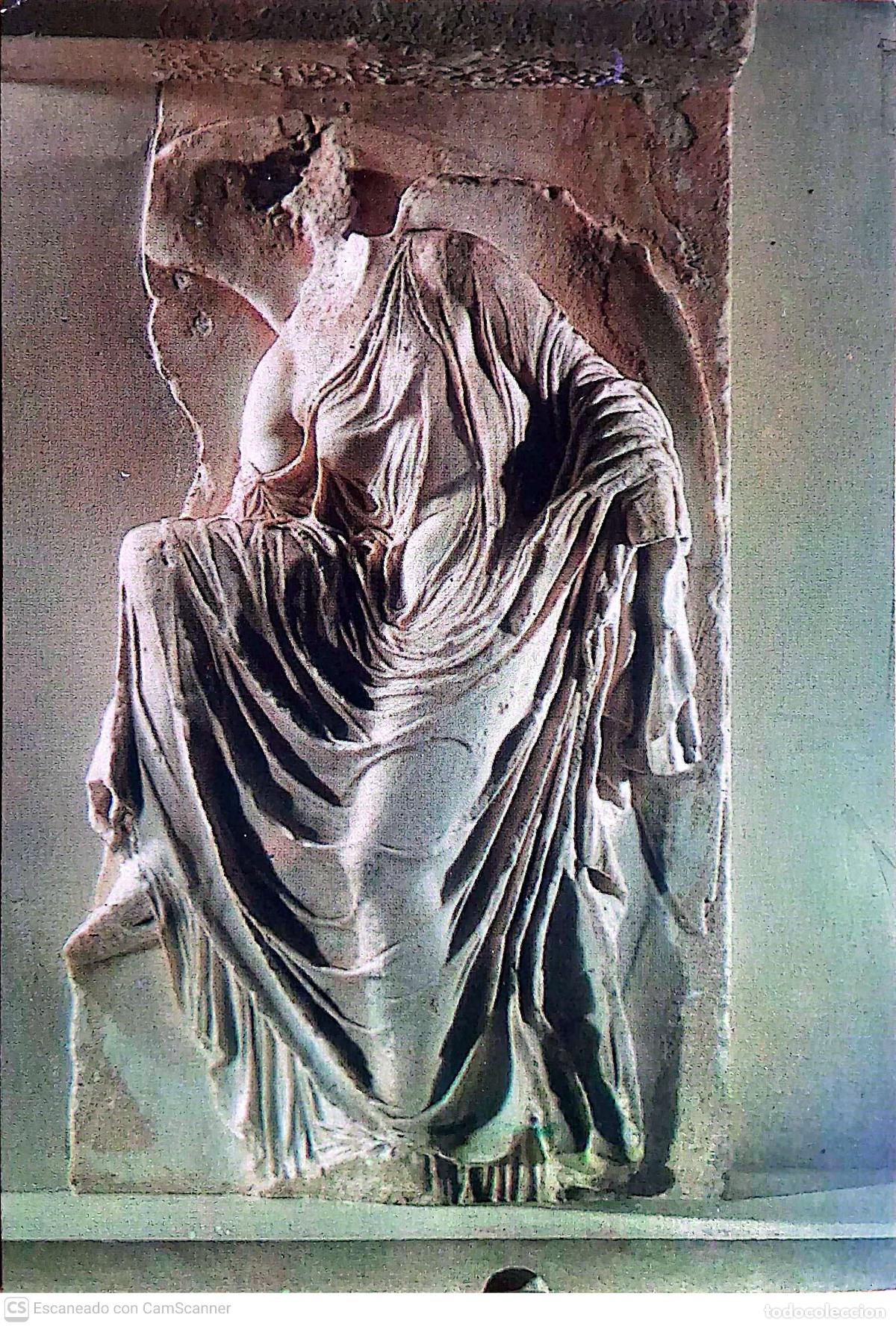 Postales: Atenas. Museo Nacional: Nike ajust&aacute;ndose su sandalia. Nueva. Color