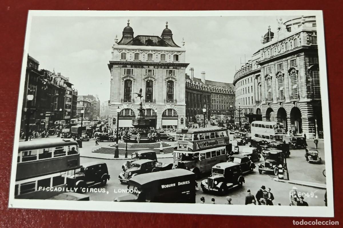 Cartes Postales: POSTAL BLANCO Y NEGRO PICCADILLY CIRCUS - EDITOR VALENTINE & SONS H 6049 - LONDRES