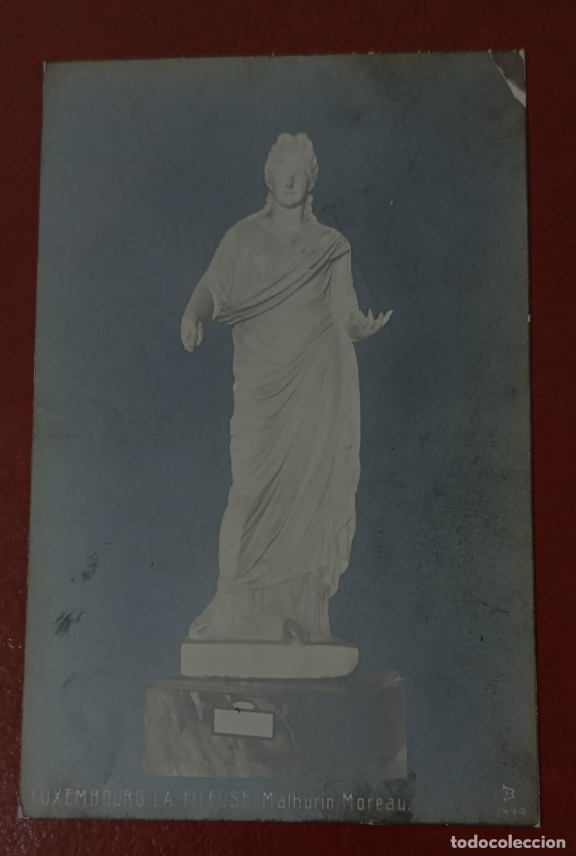 Cartes Postales: POSTAL ESCULTURA LA FILEUSE - LA HILANDERA - MUS&Eacute;E DU LUXEMBOURG - PARIS - FRANCIA