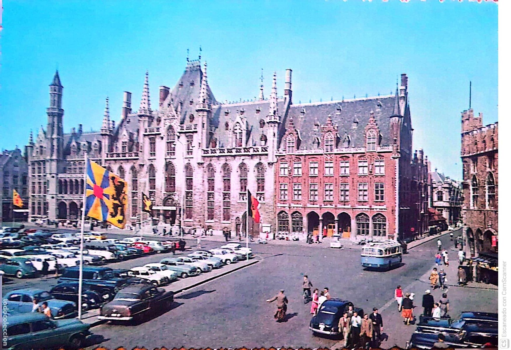 Postales: Brujas (B&eacute;lgica). 2452 Plaza Mayor o Plaza del Mercado, es el coraz&oacute;n geogr&aacute;fico e hist&oacute;rico de Bruj
