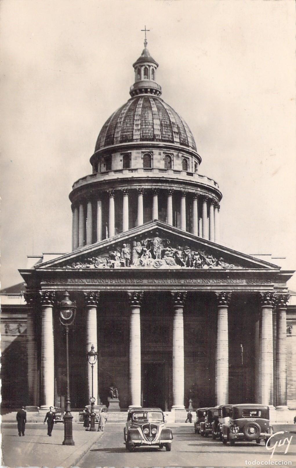 Postkarten: Postal de Par&iacute;s: El Pante&oacute;n con autom&oacute;viles cl&aacute;sicos
