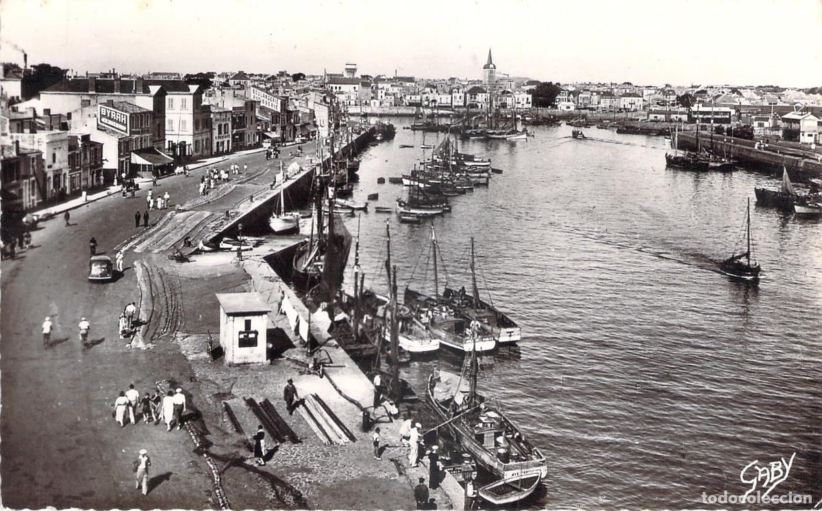 Postkarten: Postal de Les Sables-d'Olonne Puerto en Vend&eacute;e Francia