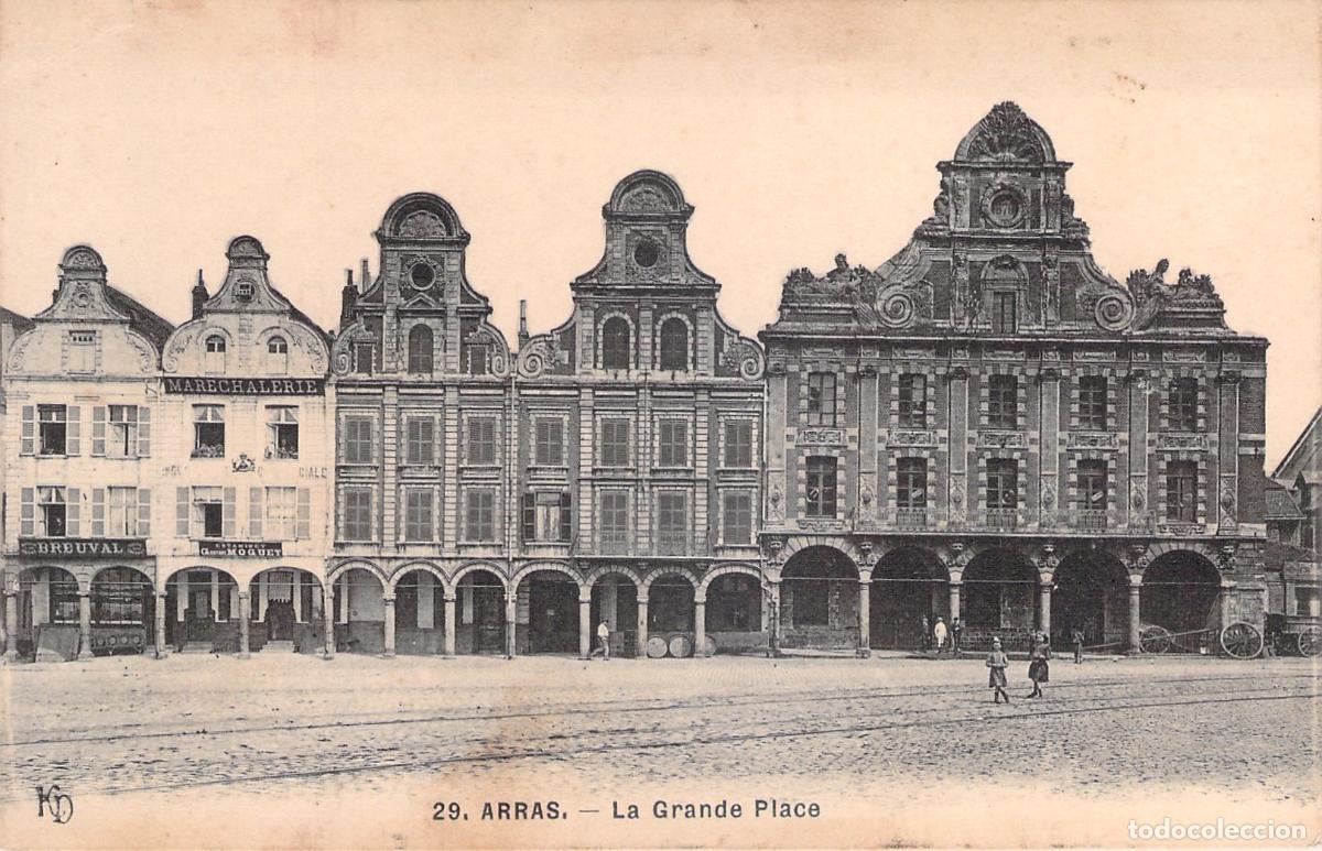 Cartoline: Postal de La Grande Place en Arras, Francia