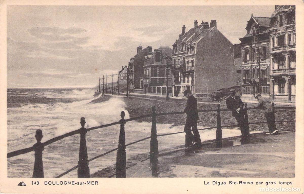 Postales: Postal de Boulogne-sur-Mer, La Digue Ste-Beuve bajo tiempo tormentoso