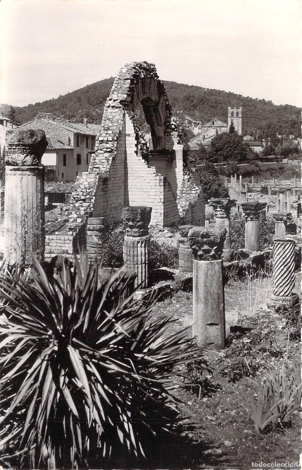 Postales: Postal de Vaison-la-Romaine Ruinas Romanas y Bas&iacute;lica