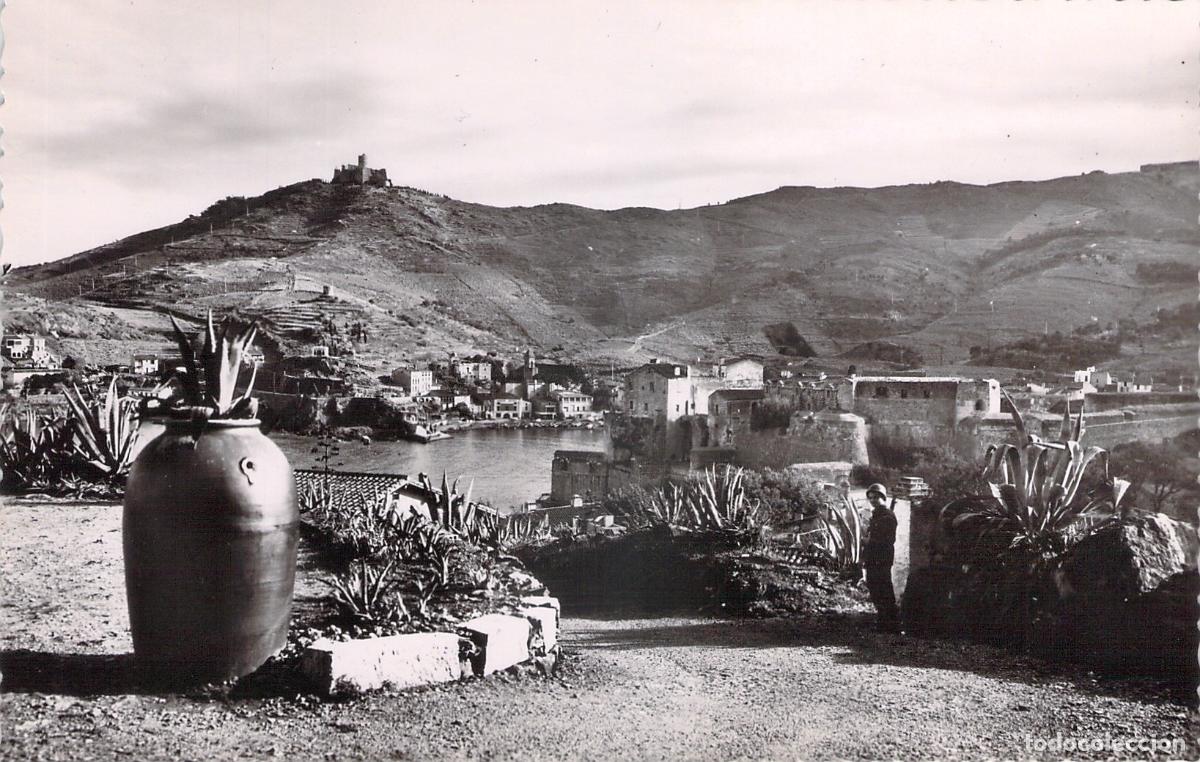 Postales: Postal de Collioure, vista de la bah&iacute;a desde el Mirador