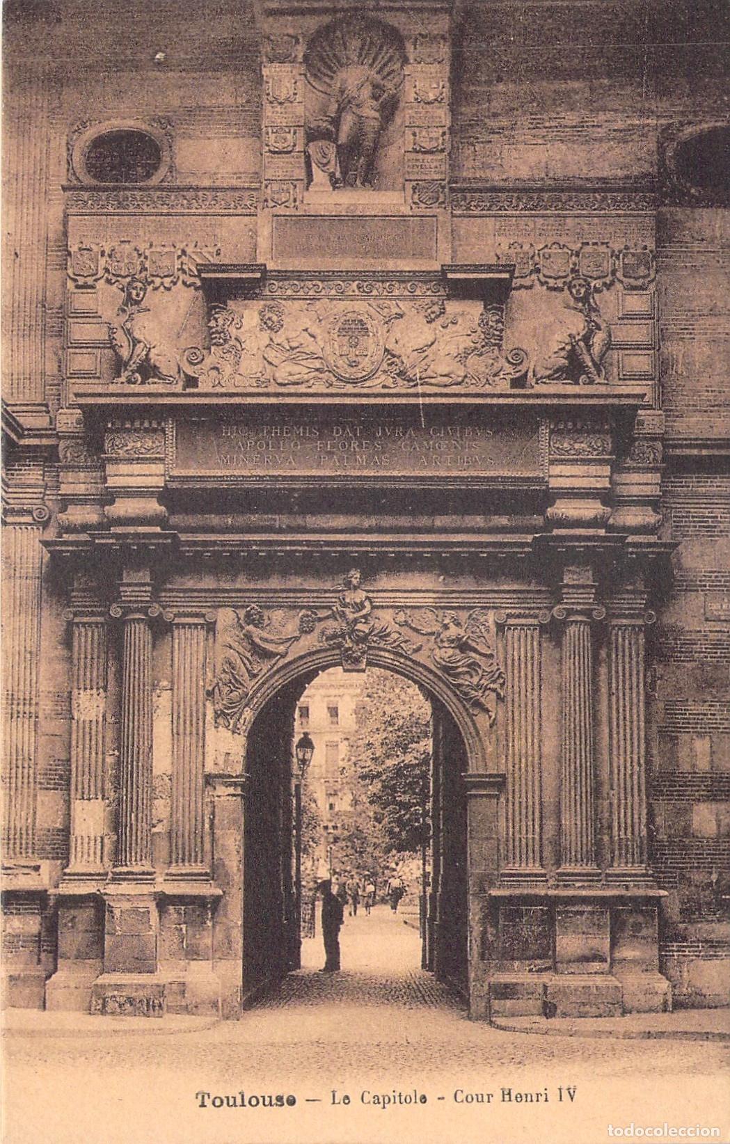 Postais: Postal del Patio Henri IV en el Capitole de Toulouse, Francia