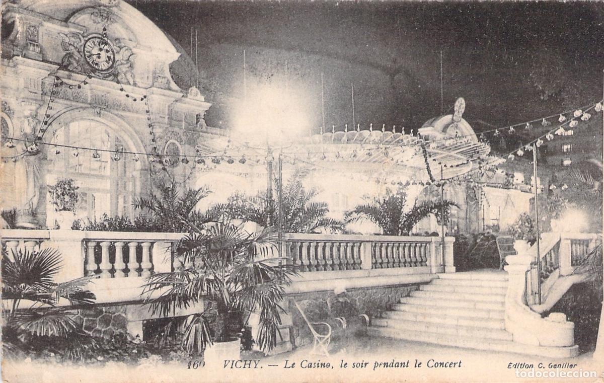 Postkarten: Postal de Vichy, El Casino durante un concierto nocturno