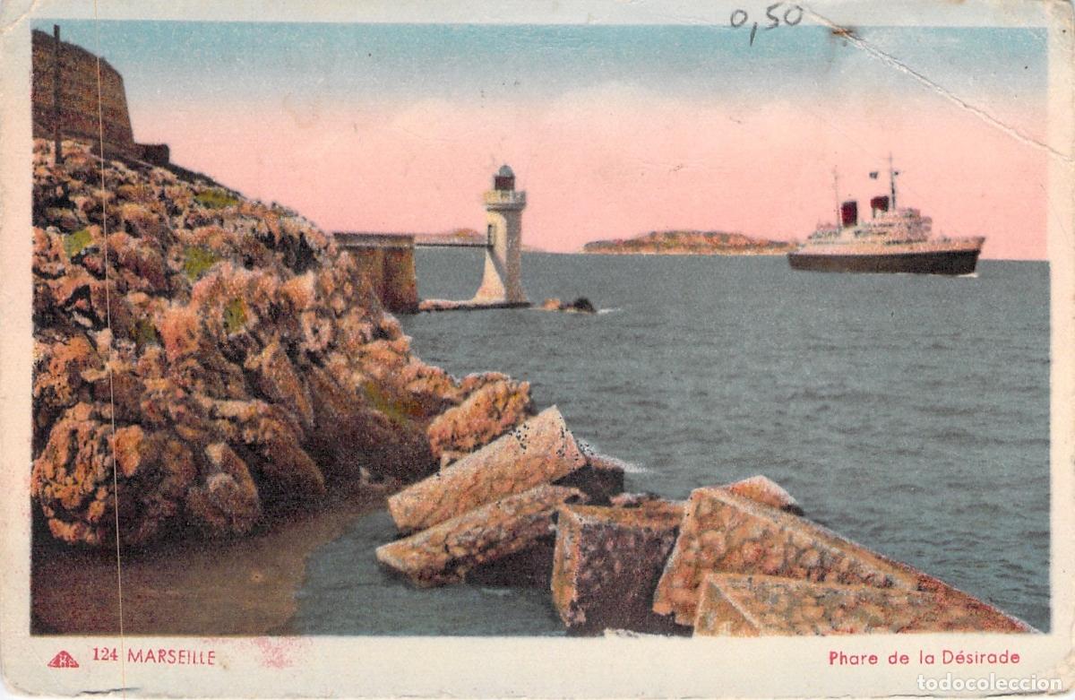 Cartoline: Postal de Marseille, Francia: Faro de la D&eacute;sirade y barco en el mar