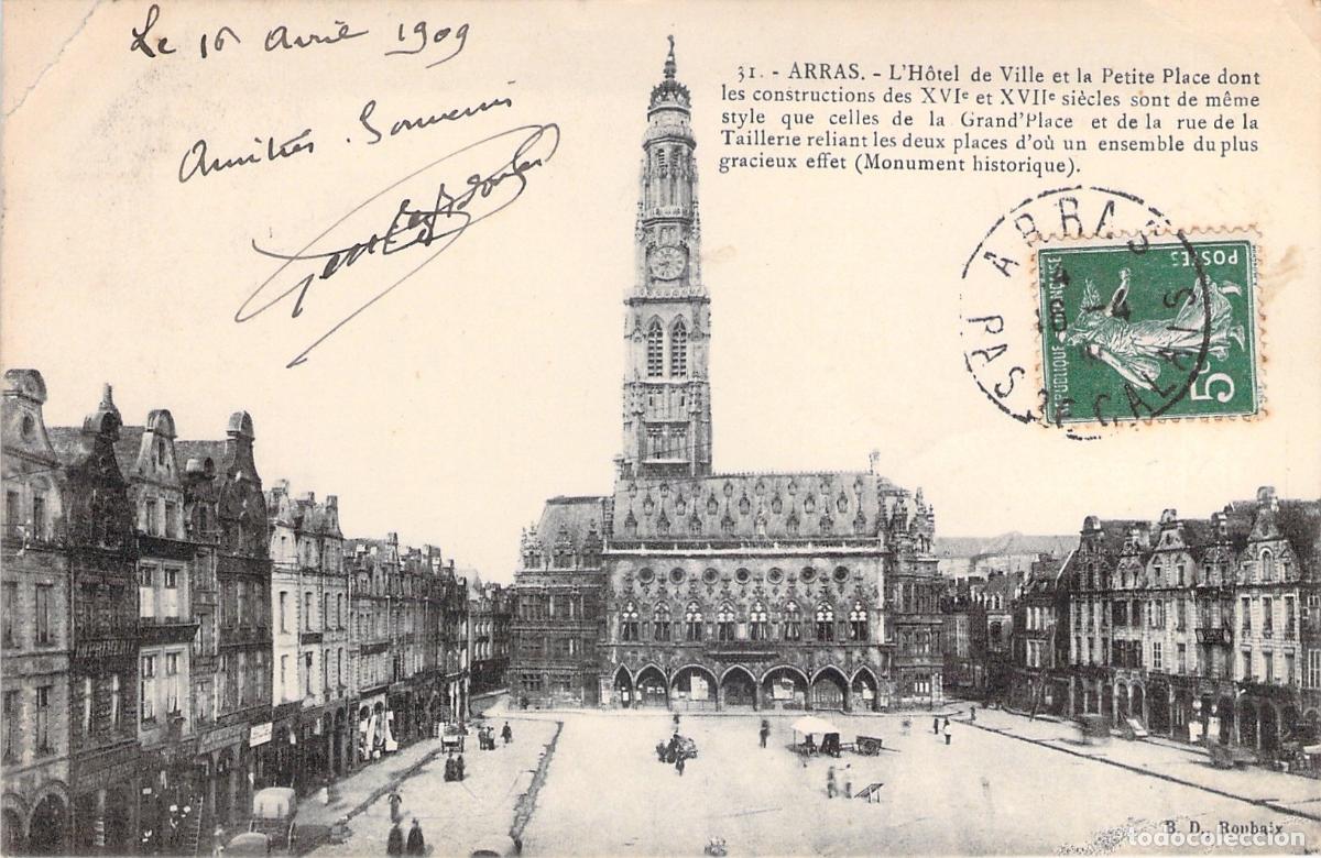 Cartoline: Postal de Arras, H&ocirc;tel de Ville y Petite Place