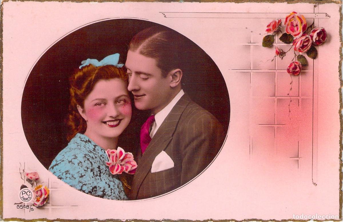 Postkarten: Postal de Pareja Rom&aacute;ntica en Francia
