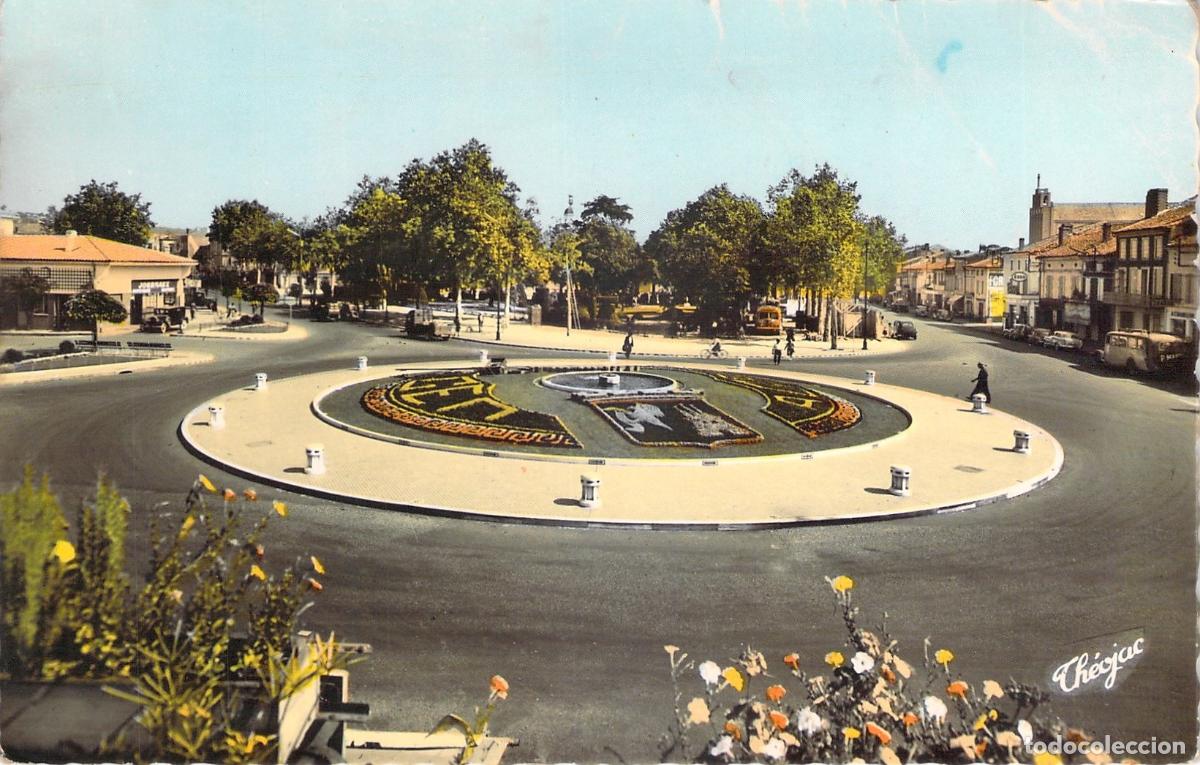 Postales: Postal de la Place du 14 Juillet en Agen, Francia