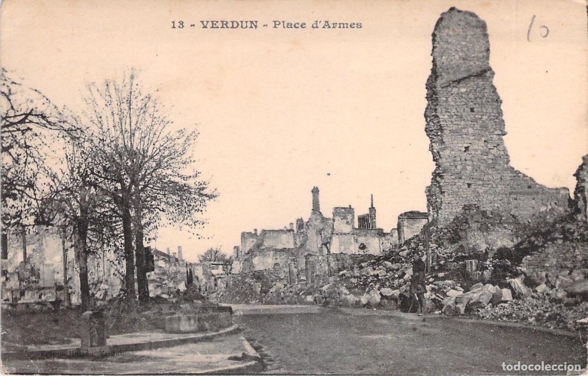 Postales: Postal de Verdun Place d'Armes ruinas de la guerra