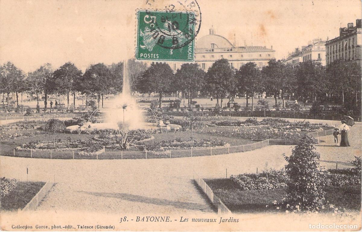 Postais: Postal de los jardines y fuente en Bayonne, Francia