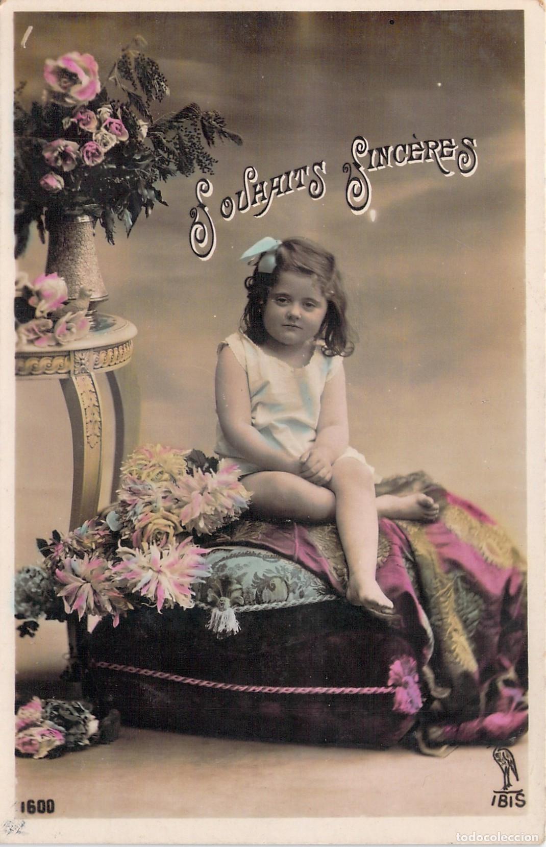 Postais: Postal de ni&ntilde;a peque&ntilde;a con flores, Francia