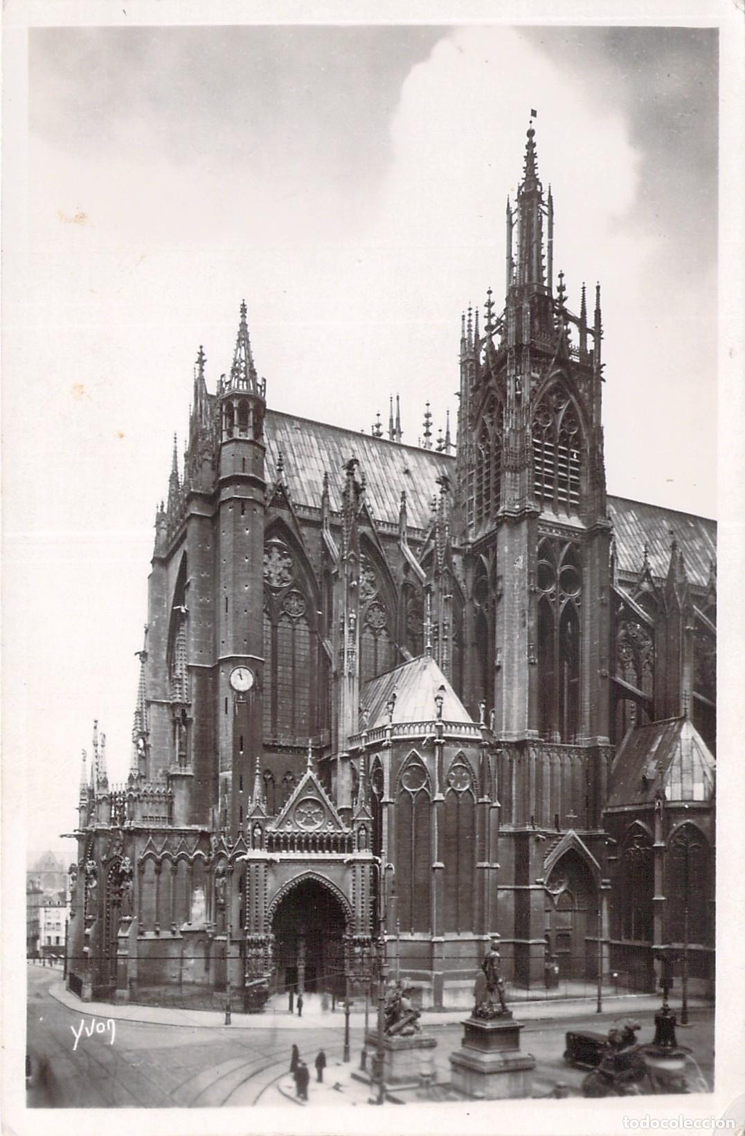 Postkarten: Postal de la Catedral de Metz vista desde la Place d'Armes en Francia