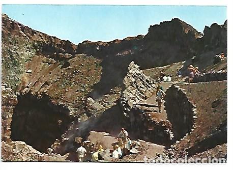 Postales: CRATERE DEL VESUBIO - VESUBIO CRATER.- NAPOLI / ITALIA