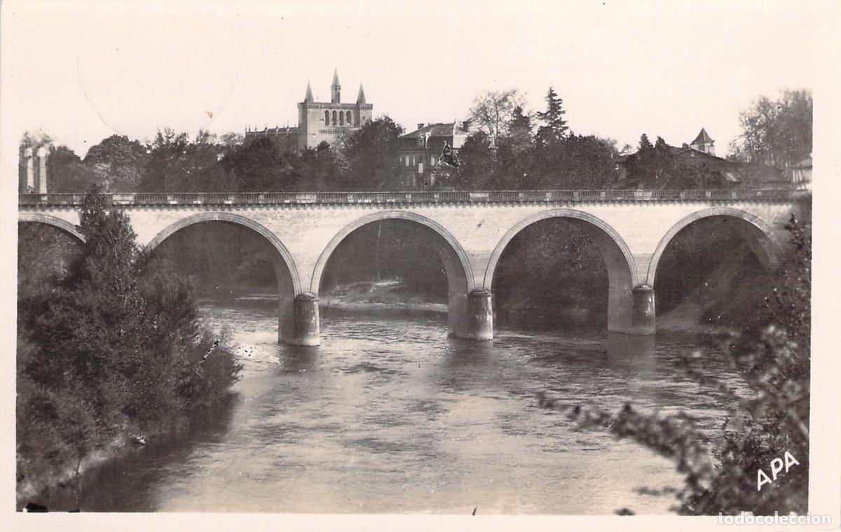 Postales: Postal de Saint-Sulpice-la-Pointe, Francia, Puente del Ferrocarril e Iglesia