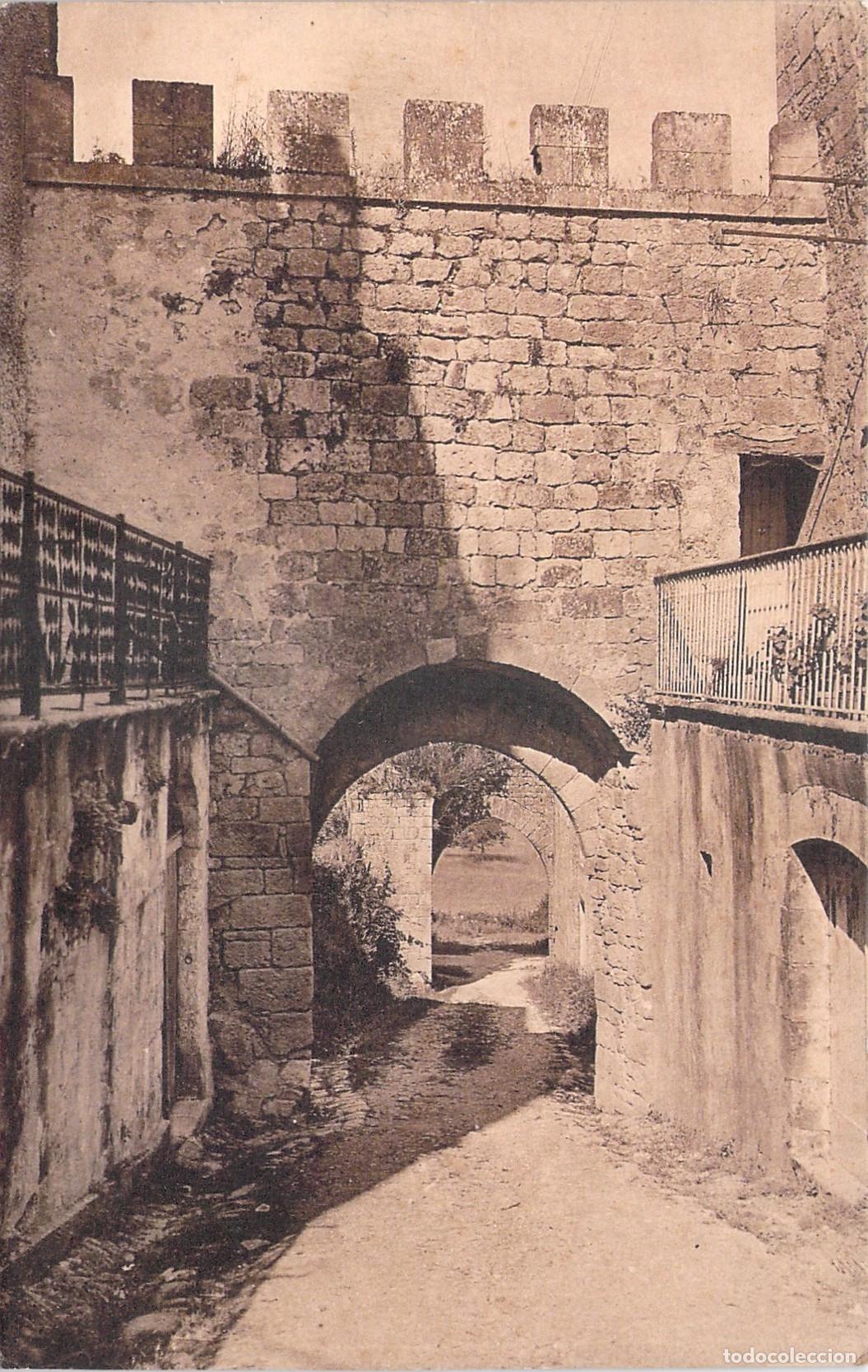 Cartoline: Postal de la Porte de Luzier en Beaumont-du-Perigord, Francia