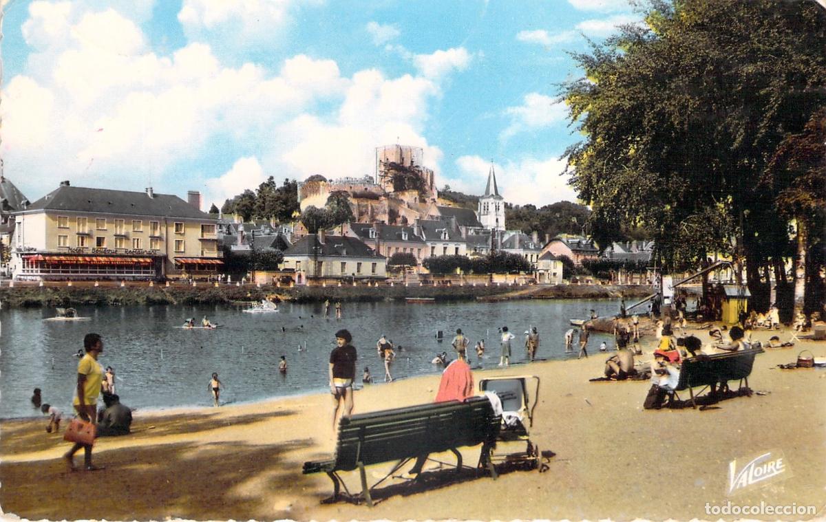 Postales: Postal de Montrichard con vista al castillo y playa fluvial