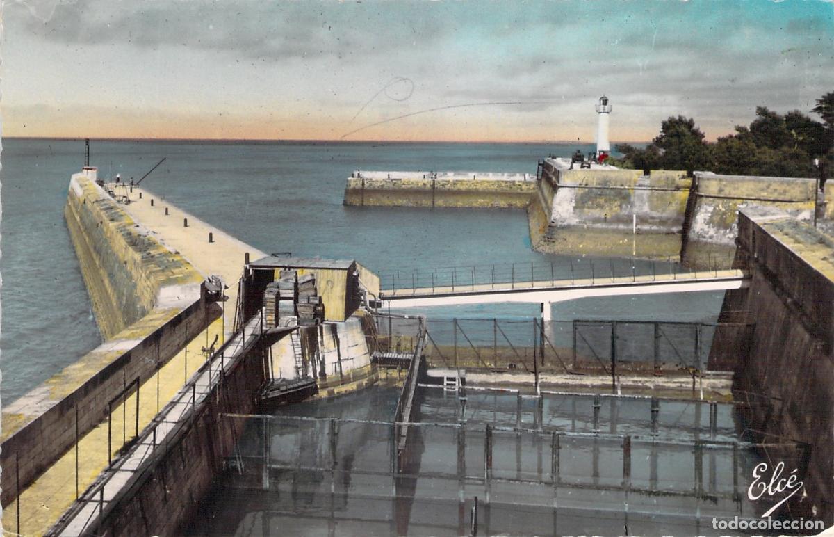 Postales: Postal de St-Martin-de-R&eacute;, Puerto y Faro de la Barbette, Francia