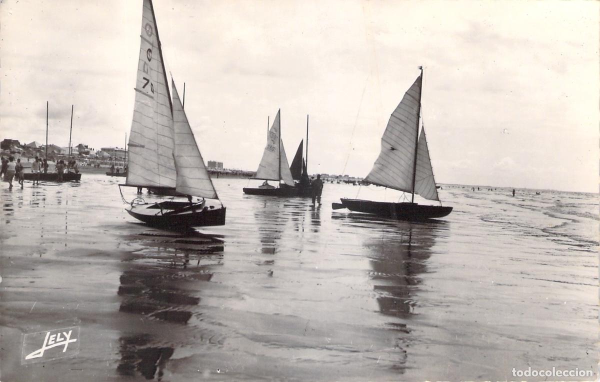 Postales: Postal de veleros en la playa de Saint-Jean-de-Monts