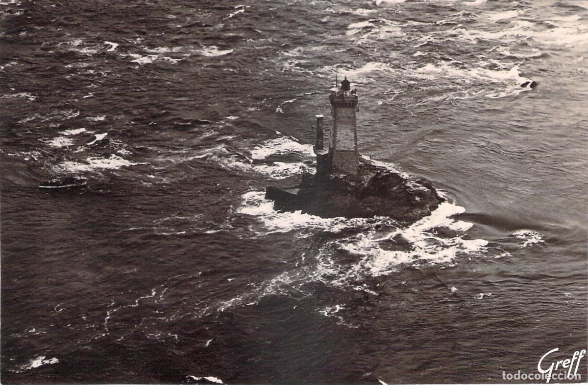 Postales: Postal de la Pointe du Raz y el faro de La Vieille en Breta&ntilde;a
