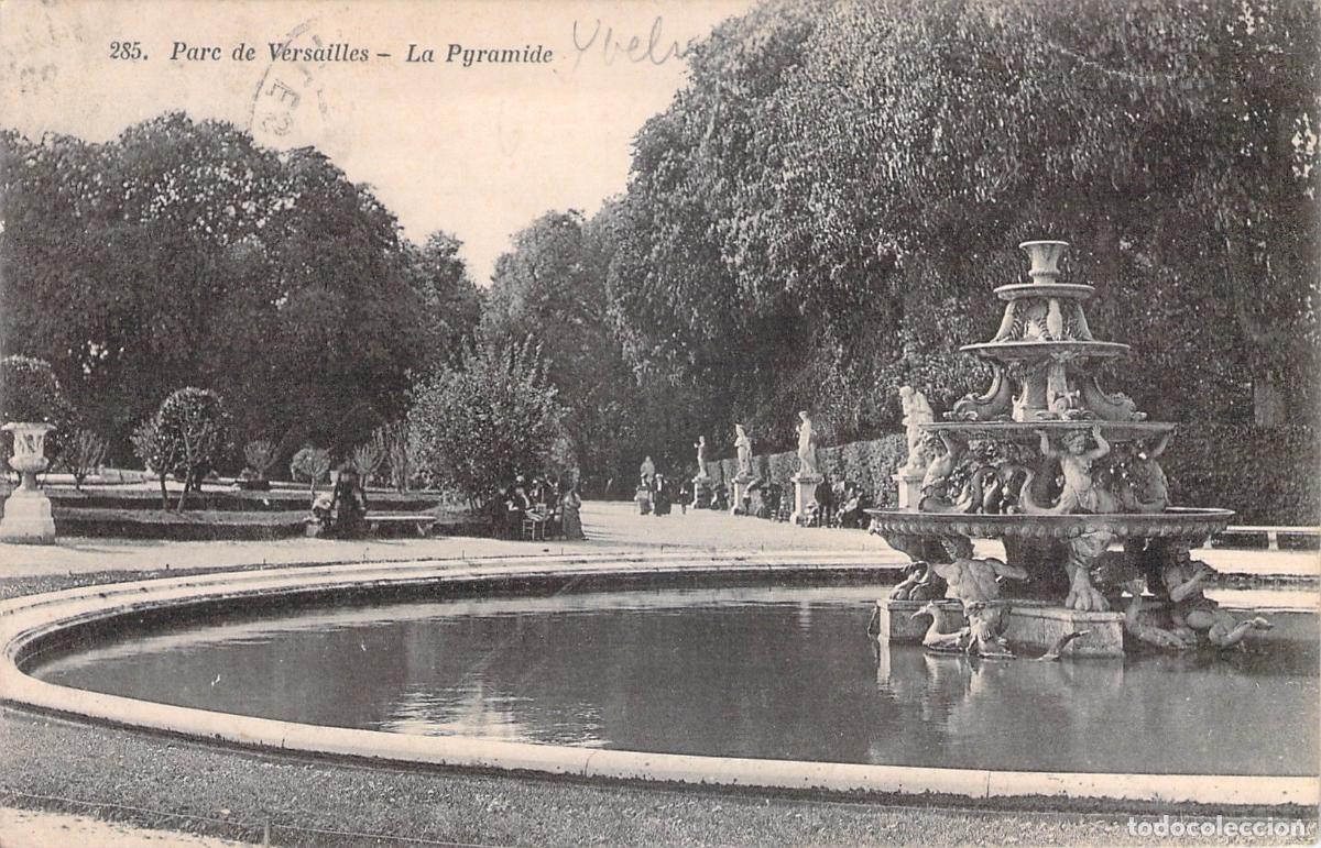 Postales: Postal del Parque de Versalles con la Fuente de la Pir&aacute;mide
