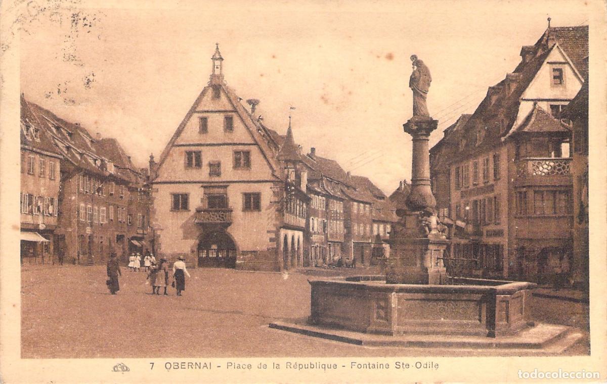 Cartes Postales: Postal de la Place de la R&eacute;publique y Fuente Sainte-Odile en Obernai