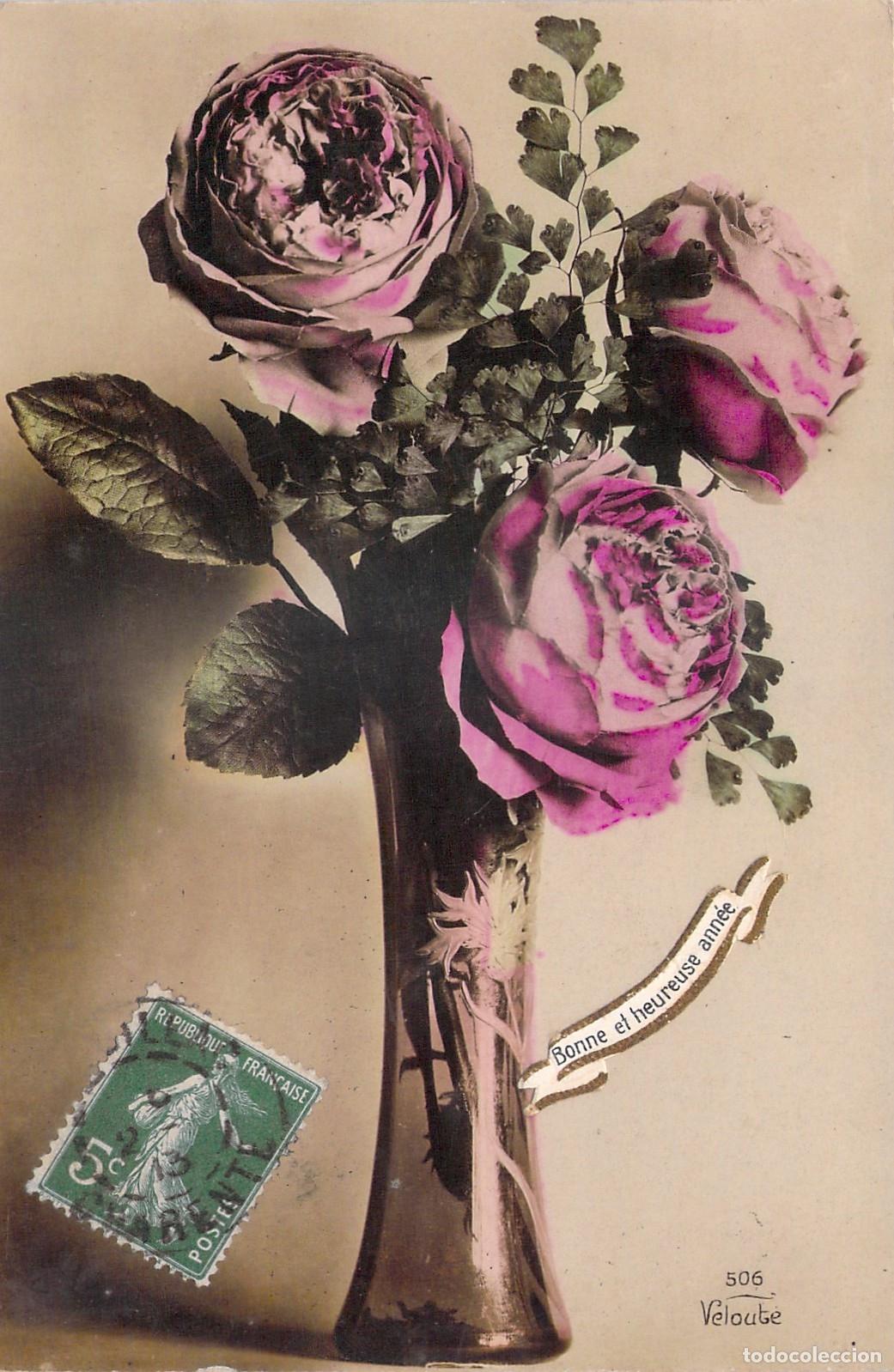 Cartoline: Postal con ramo de rosas y felicitaci&oacute;n de a&ntilde;o nuevo