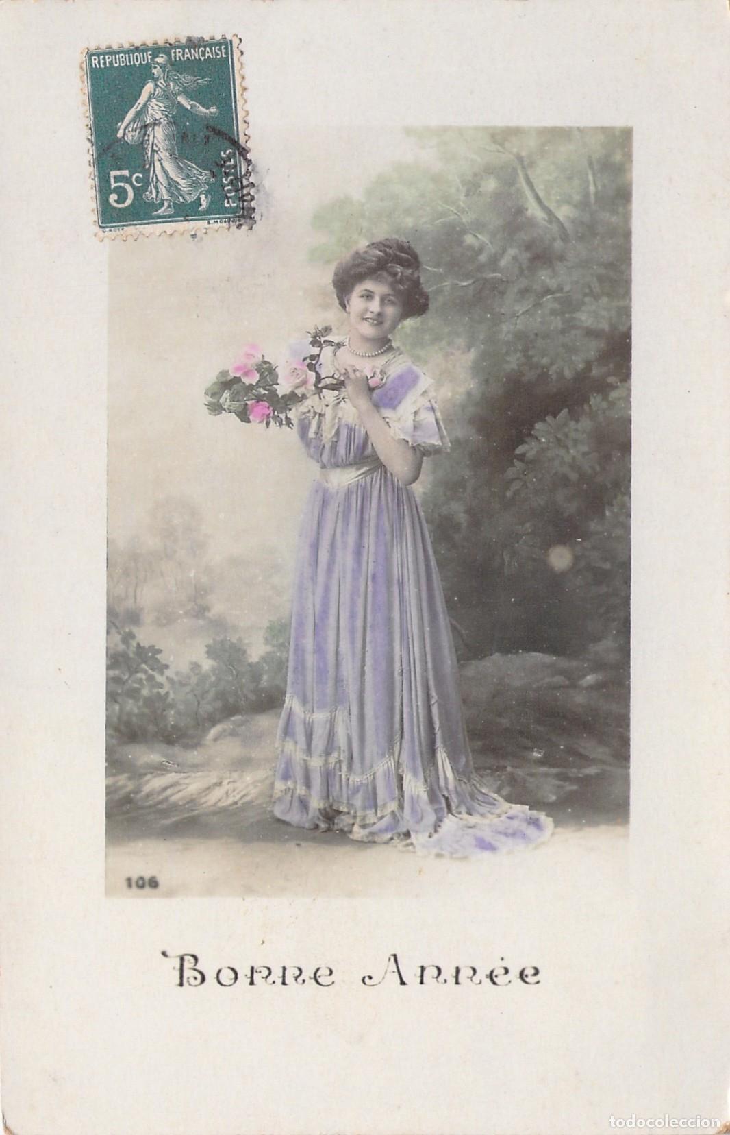 Cartoline: Postal antigua de mujer con flores y saludo de A&ntilde;o Nuevo