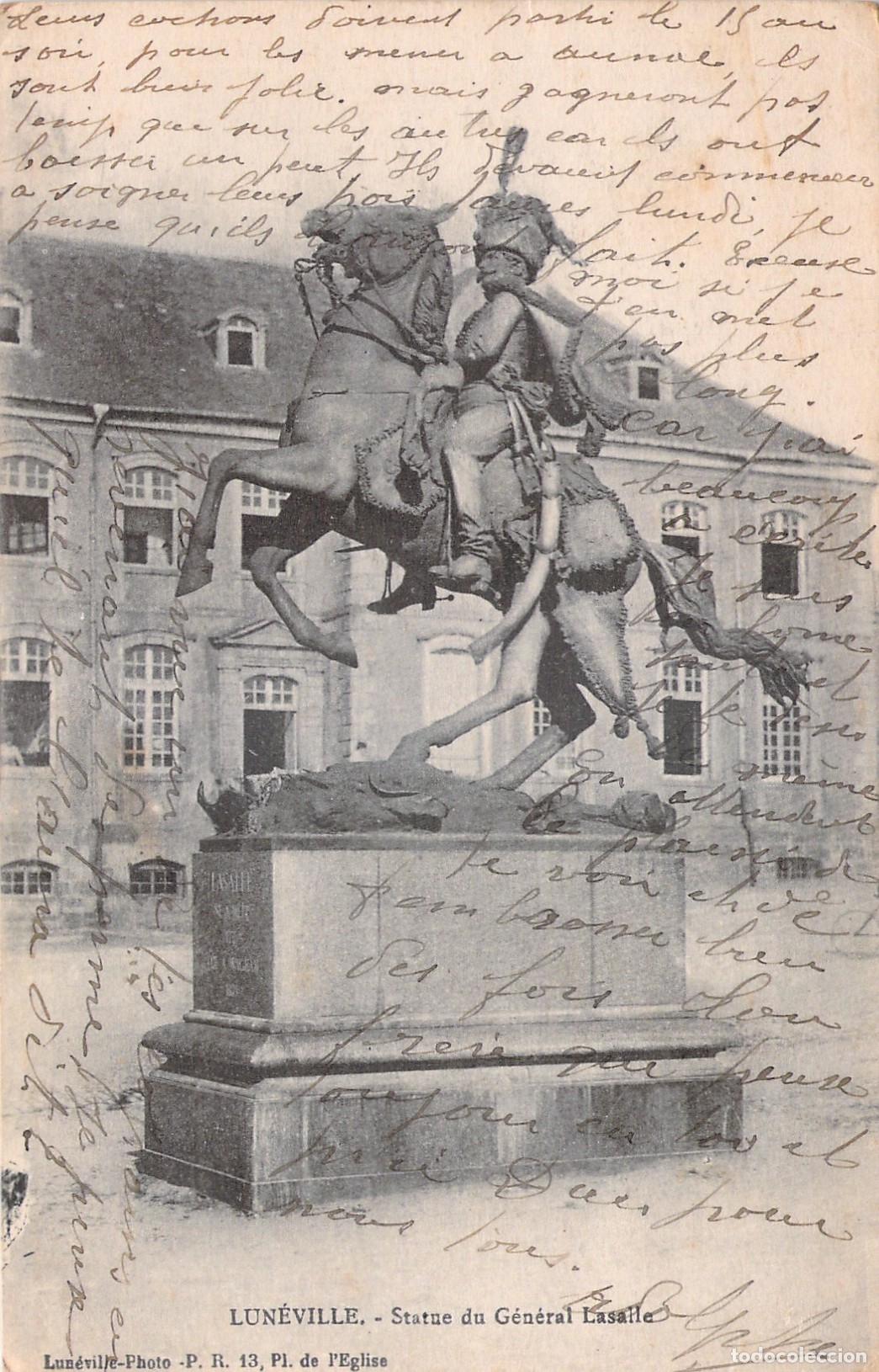 Postkarten: Postal de la estatua del General Lasalle en Lun&eacute;ville, Francia