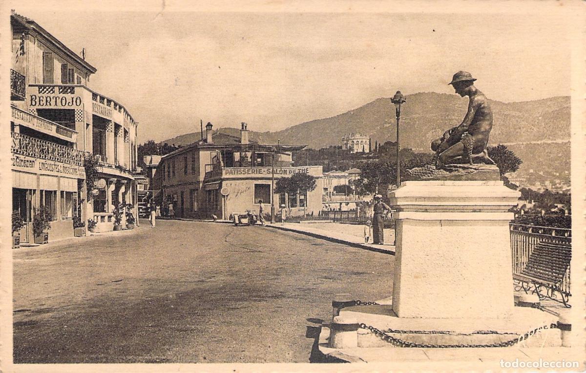 Cartoline: Postal de la Plaza en Saint-Jean-Cap-Ferrat, Francia