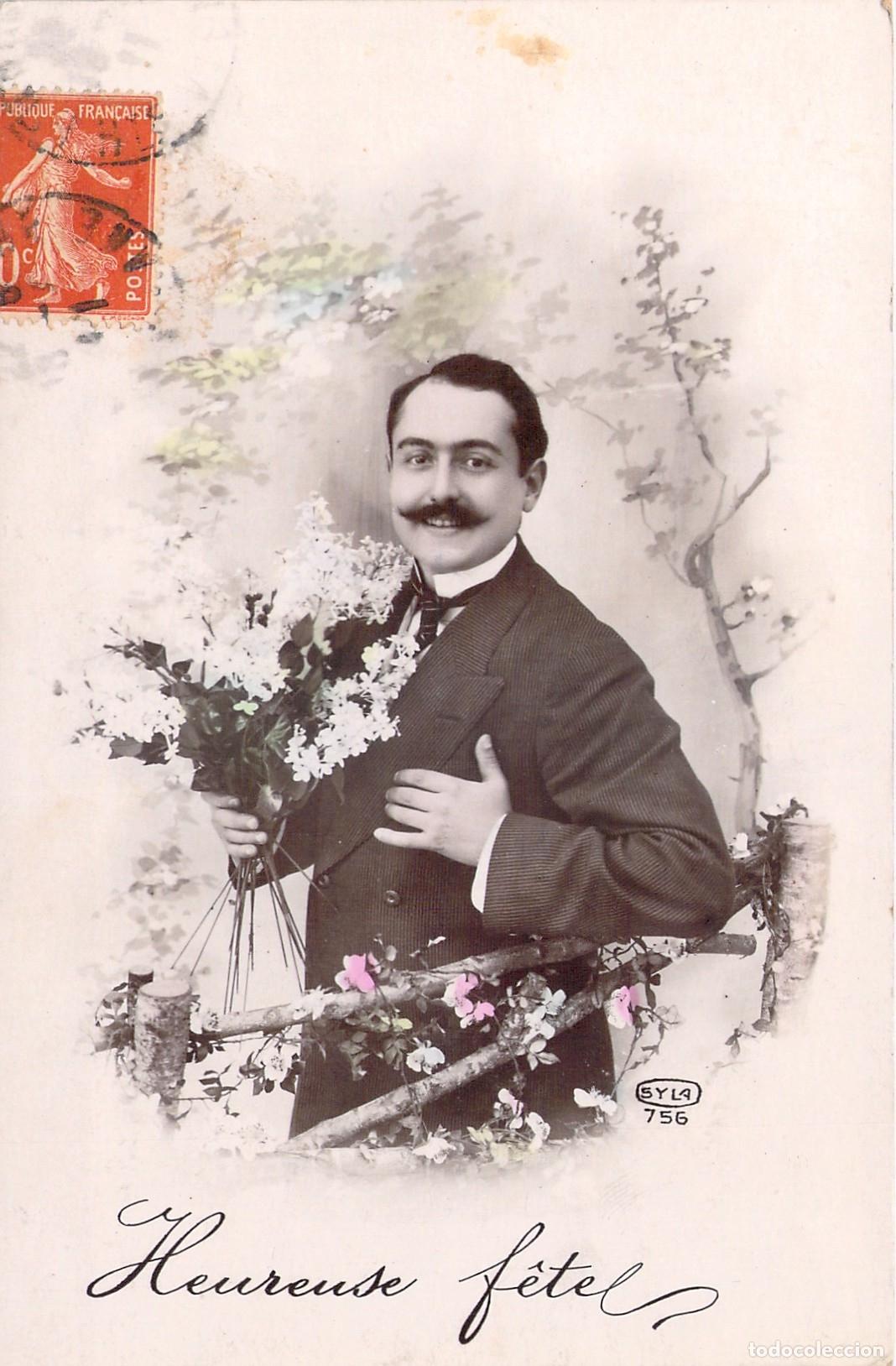Postkarten: Postal de hombre con flores, La Bourboule, Francia