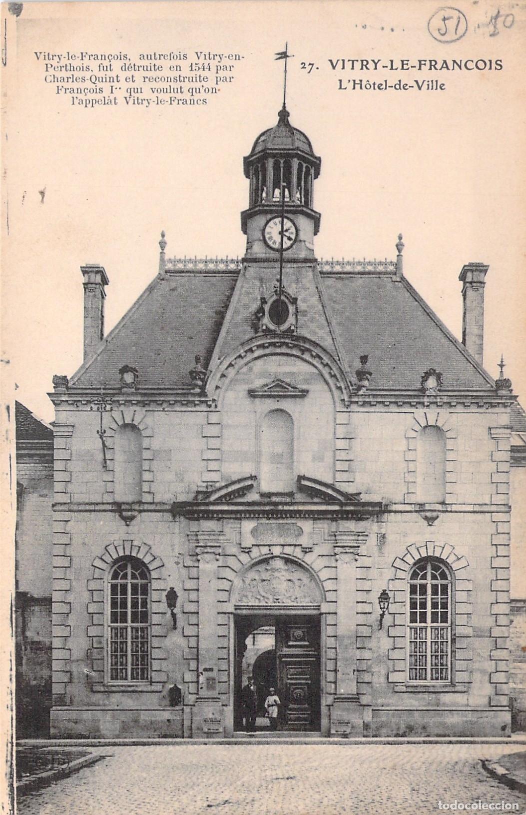 Cartoline: Postal de L'H&ocirc;tel-de-Ville en Vitry-le-Fran&ccedil;ois