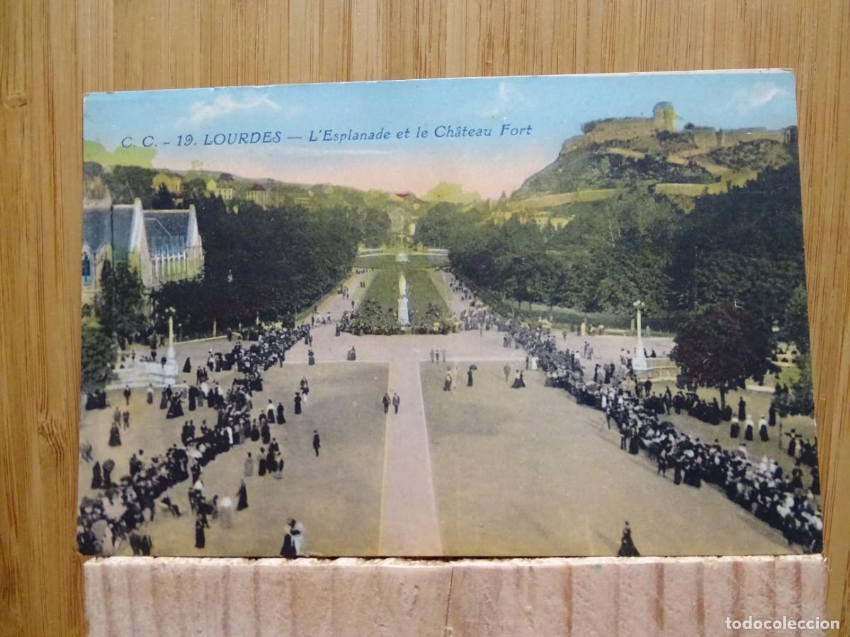 Postais: TARJETA POSTAL. C.C.-19. LOURDES-L'ESPLANADE ET LE CH&Acirc;TEAU FORT