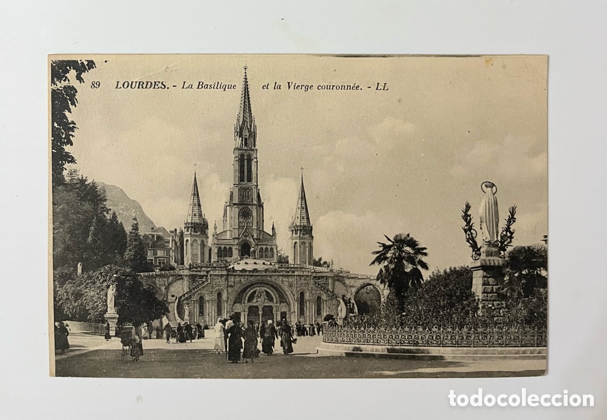 Postkarten: 89 LOURDES - La Basilique et la Verge couron&eacute;e - LL de L&eacute;vy et Neurdein