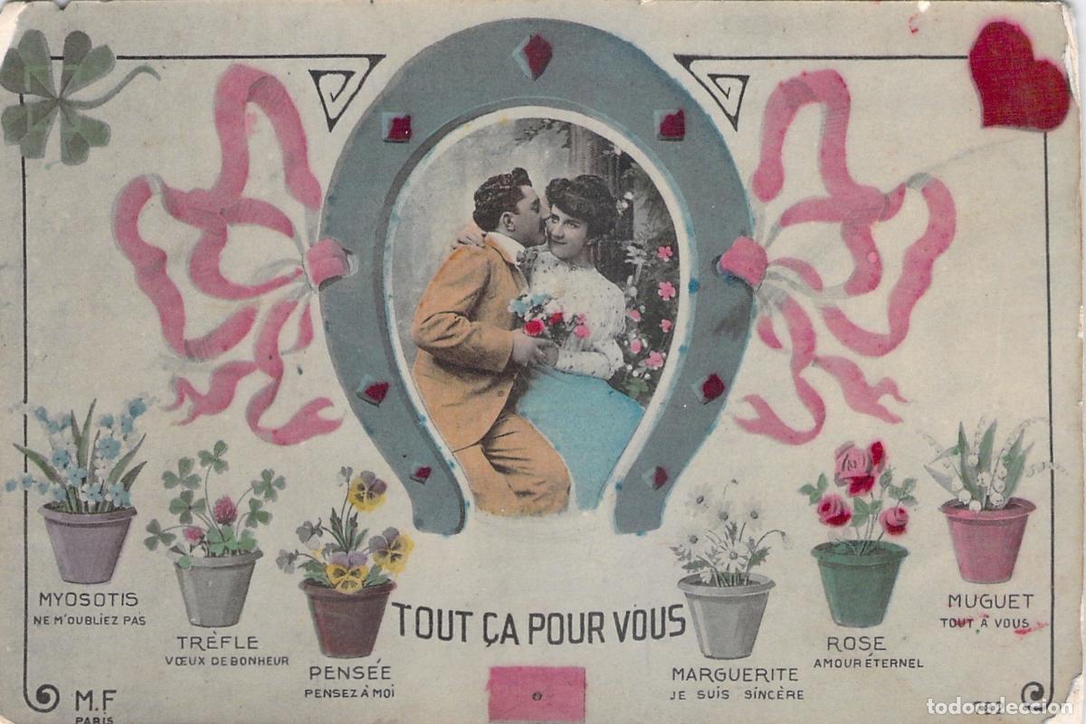 Cartoline: Postal de pareja rom&aacute;ntica con herradura y flores
