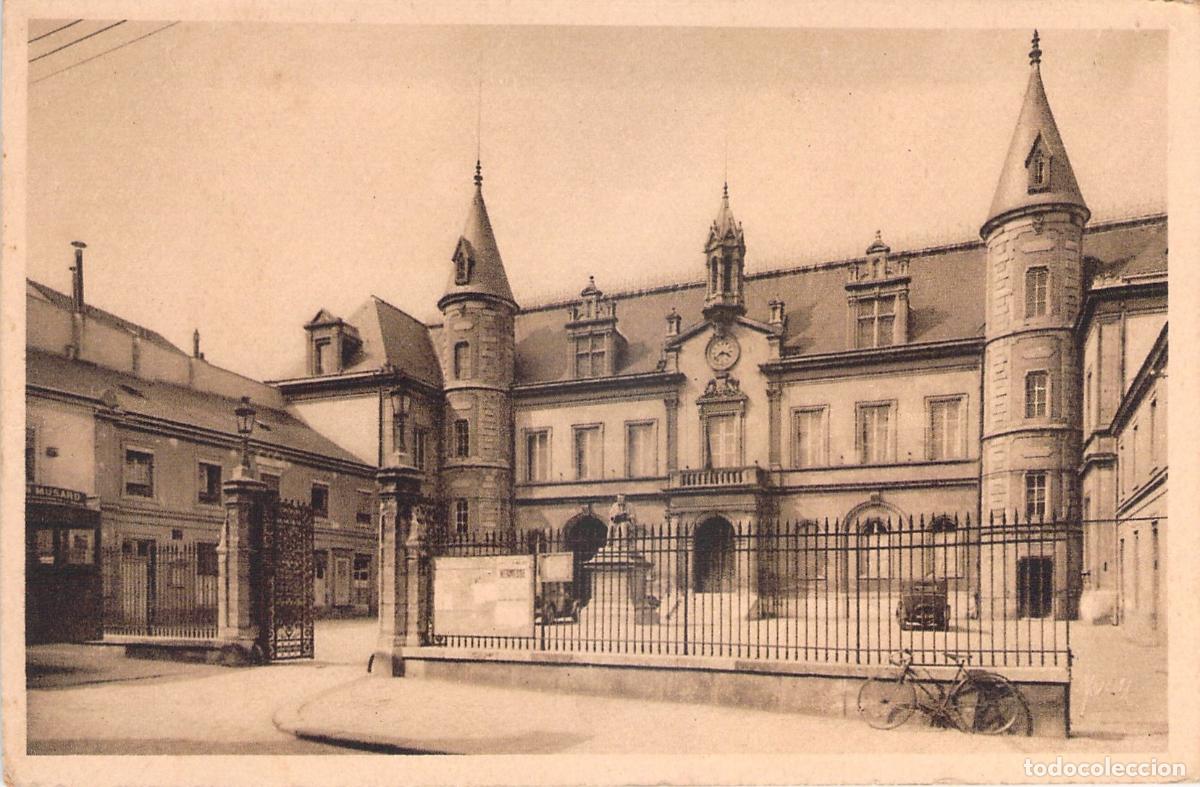 Postkarten: Postal de Melun, Francia, vista del antiguo Ayuntamiento