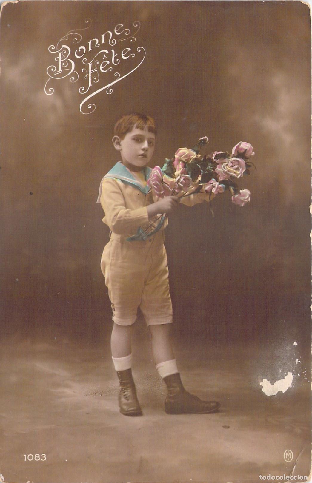 Cartoline: Postal antigua de un ni&ntilde;o con flores, Bonne F&ecirc;te