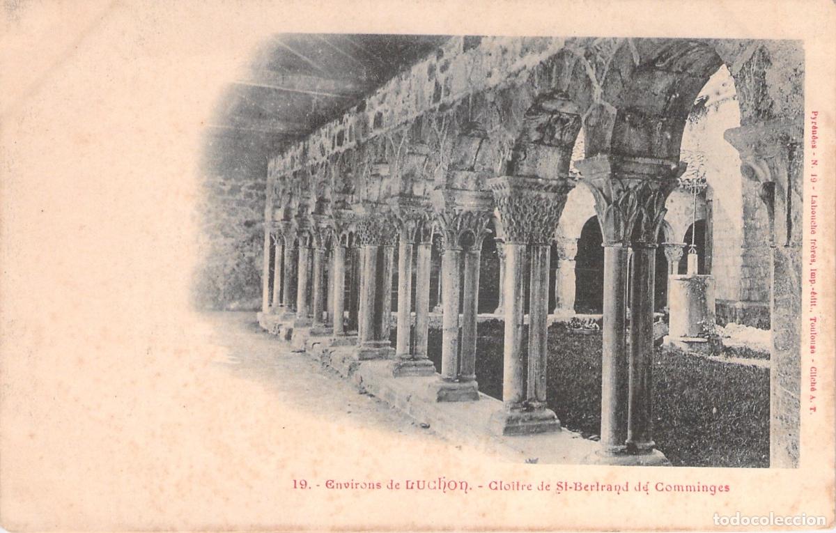 Postcards: Postal del Claustro de Saint-Bertrand-de-Comminges en los Pirineos