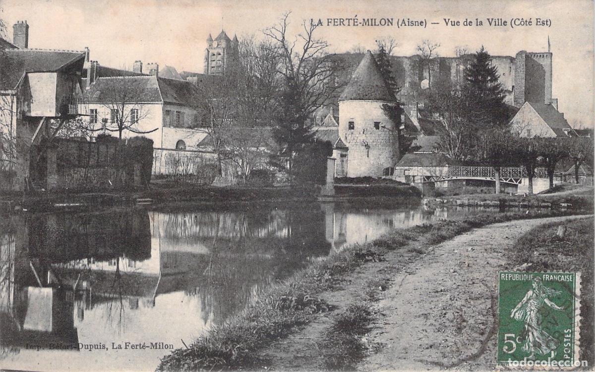 Cartes Postales: Postal de La Fert&eacute;-Milon vista del pueblo y castillo