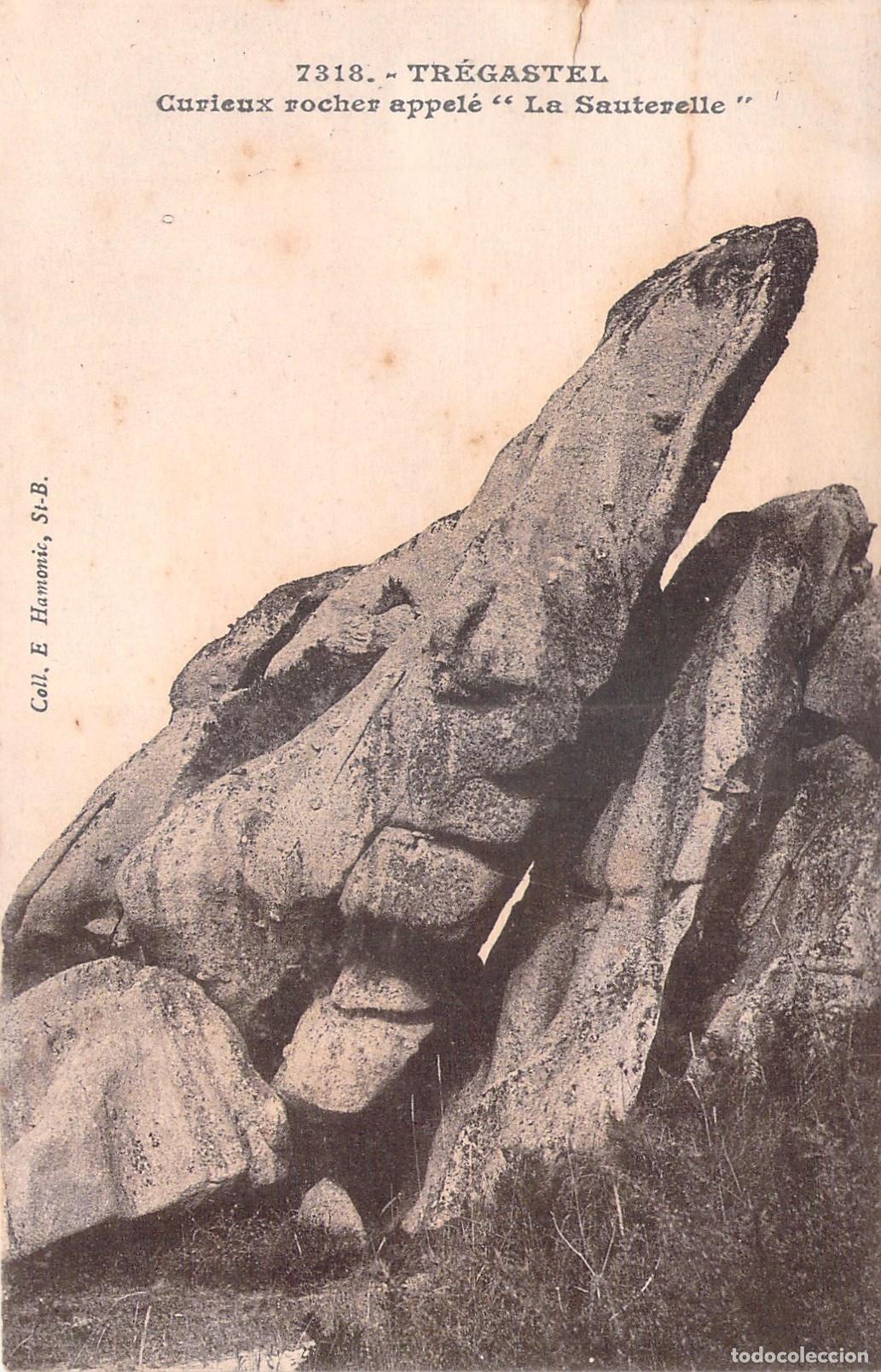 Postales: Postal de Tr&eacute;gastel: Formaci&oacute;n rocosa La Sauterelle en Francia