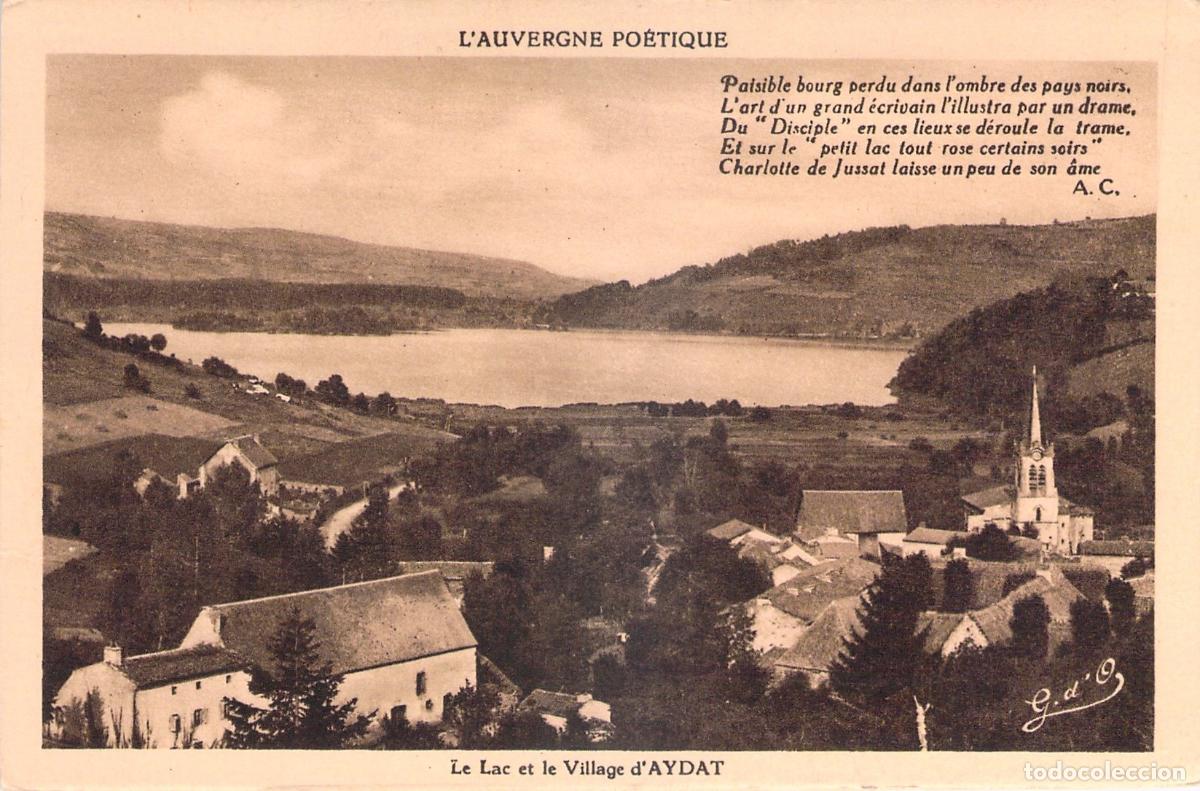 Postais: Postal del Lago y Pueblo de Aydat en Auvernia, Francia