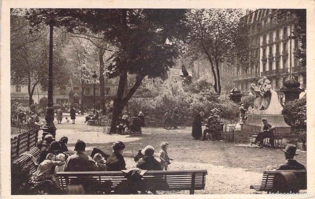 Postais: Postal de Paris Square Montholon Francia