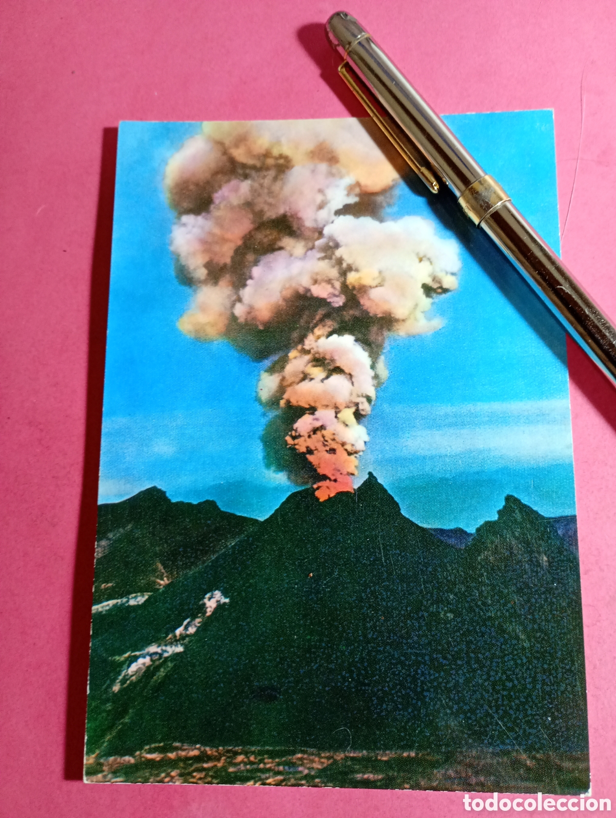 Postales: VESUBIO VESUBIO OTTAVIANO NAPOLES ITALIA CRATER HUMEANTE (en italiano) color no circulada